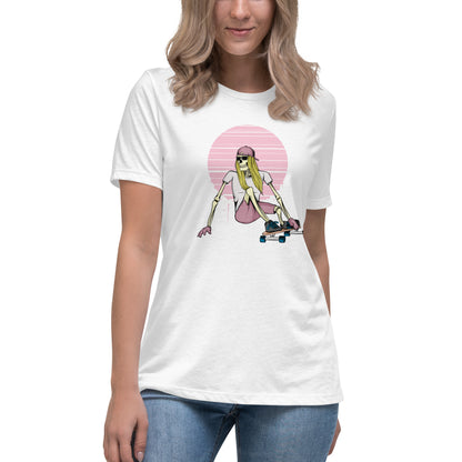 SKELLIES Women's Graphic T-shirt - Skeleton Longboarding T-shirt Print, Relaxed Fit, Casual Wear